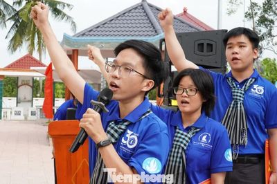 Kỳ cuối: Những 'hạt giống đỏ' trưởng thành trên đất Sen Hồng