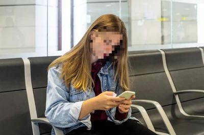 Nữ hành khách đòi hãng hàng không bồi thường 100 triệu USD vì bị từ chối nhập cảnh Việt Nam