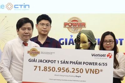 Người đàn ông hơn 1.100 lần trúng Vietlott tiếp tục ẵm giải gần 72 tỷ đồng