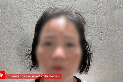 Quán cà phê ít khách, chủ quán nảy sinh ý định chứa mại dâm