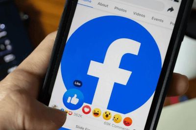 Cách xem lại bình luận của mình trên Facebook
