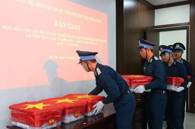 Viện Hàn lâm Khoa học và Công nghệ tiếp nhận 7.104 mẫu hài cốt liệt sĩ để giám định ADN