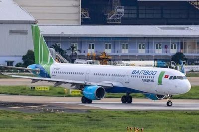 Bị Bamboo Airways hủy chuyến, hành khách cần làm gì?