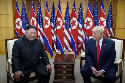 Ông Trump muốn gặp ông Kim Jong-un cuối năm, Triều Tiên phát tín hiệu cứng rắn