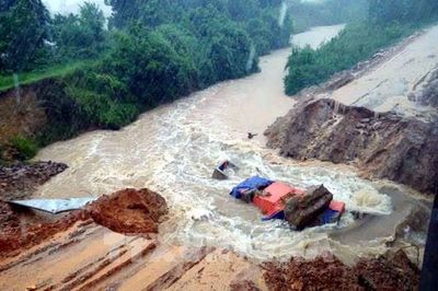 Cảnh báo mưa lớn trên 300mm, chủ động bảo đảm an toàn hồ đập