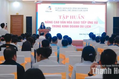 Nâng cao văn hóa giao tiếp, ứng xử trong kinh doanh du lịch