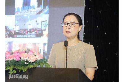Thứ trưởng Nguyễn Thị Quyên Thanh: Giáo dục đạo đức phải thích ứng với không gian số và AI