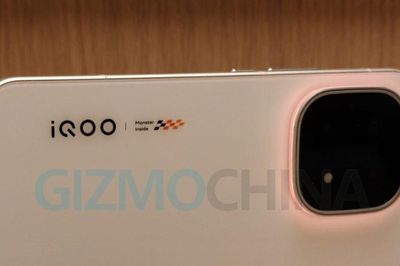 Mẫu smartphone iQOO 16 sở hữu màn hình Samsung độ phân giải 2K cùng tần số quét 165Hz