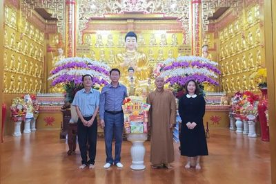Lãnh đạo Sở Dân tộc và Tôn giáo tỉnh Gia Lai thăm, chúc mừng các cơ sở Phật giáo nhân mùa Vu lan