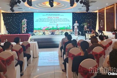 Tập huấn kiến thức an toàn thực phẩm cho các cơ sở kinh doanh thức ăn đường phố