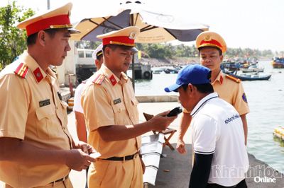 Bảo đảm trật tự, an toàn giao thông dịp nghỉ lễ 2-9 và tháng cao điểm học sinh đến trường