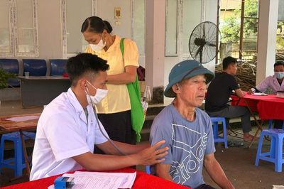 Tăng tốc khám sức khỏe miễn phí cho nhân dân