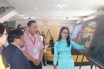 Triển lãm 'Lâm Đồng - Hành trình di sản kết nối tương lai'