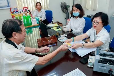 Thủ tục nhận trợ cấp hằng tháng cho lao động chưa đủ điều kiện hưởng lương hưu
