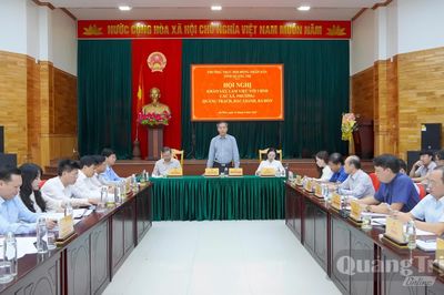Thường trực HĐND tỉnh khảo sát, làm việc với UBND các địa phương
