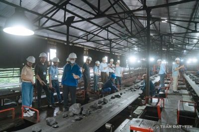 Than Thống Nhất - TKV khảo sát công nghệ tuyển than bằng tia X kết hợp AI