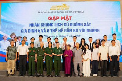 Đường sắt tri ân những thế hệ cán bộ, nhân viên dựng xây truyền thống