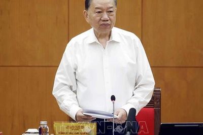 Góc nhìn văn hoá: Phải đổi mới tổ chức, cán bộ phù hợp với mô hình, bộ máy mới