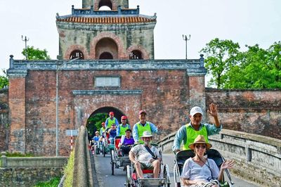 Xây dựng Luật Công nghiệp văn hóa Hoàn thiện thể chế, biến văn hóa thành sức mạnh phát triển