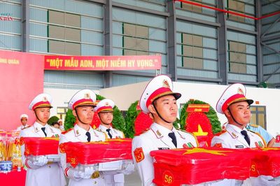 TP. Hồ Chí Minh: Chuyến bay đặc biệt chở 7.104 mẫu hài cốt liệt sĩ ra Hà Nội giám định ADN