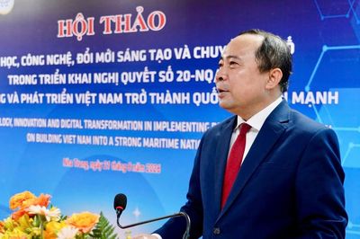 Làm chủ biển bằng tri thức, dữ liệu, công nghệ và đổi mới sáng tạo