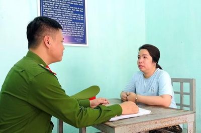 Xác định thêm 2 đối tượng câu kết buôn lậu kim cương xuyên quốc gia