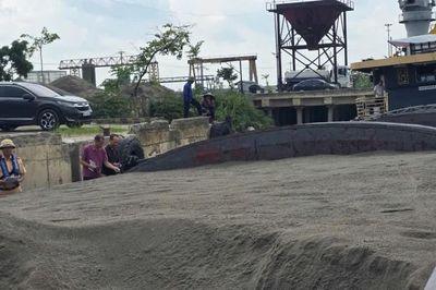 Phát hiện vụ vận chuyển hơn 700 m³ cát không hóa đơn, chứng từ