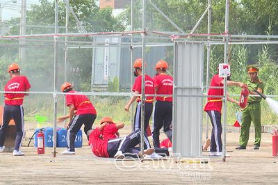 Sẵn sàng ứng phó với 'giặc lửa' ngay từ địa bàn dân cư