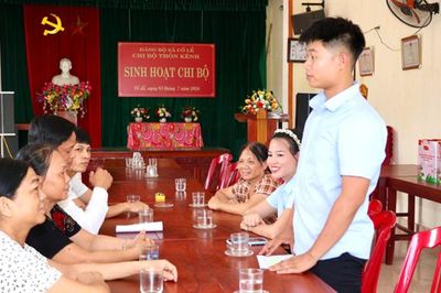 Khi Gen Z bắt đầu 'gánh' việc làng