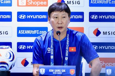 HLV Kim Sang-sik: 'Thắng Thái Lan, làm nên lịch sử chưa từng có'