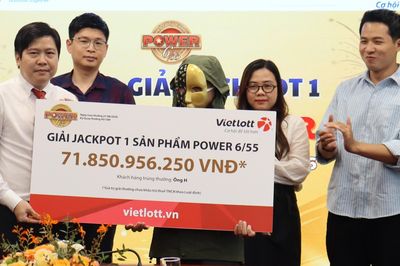 Người 'ẵm' độc đắc gần 72 tỷ đồng đã trúng số hơn 1.100 lần