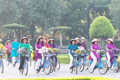 Bồi đắp văn hóa ứng xử, gắn kết con người
