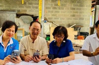 Phụ nữ phường Văn Miếu - Quốc Tử Giám: Xử lý điểm nghẽn chuyển đổi số