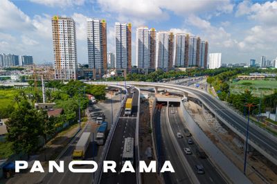 Những ngày đầu vận hành nhánh cầu vượt ở nút giao hiện đại nhất TP.HCM