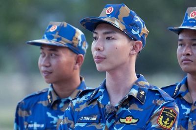 Erik lên tiếng về tranh cãi ở Sao nhập ngũ