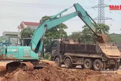 [Video] Tạm dừng công trình có nguy cơ gây ùn tắc trên tuyến huyết mạch dịp 2/9
