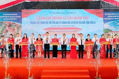 Trường mới vùng biên, thêm điều kiện để học sinh yên tâm học tập