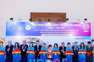 Cập nhật tiến bộ mới trong điều trị nhãn khoa