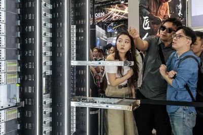[SPOTLIGHT] Việt Nam muốn làm chủ AI phải giải quyết bài toán từ những ổ cắm điện