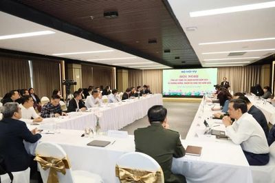 [SPOTLIGHT] Bộ Nội Vụ đề xuất điều chỉnh lương công chức năm 2027