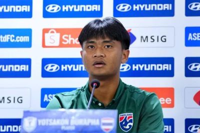 Tiền đạo Yotsakon Burapha 'đốt nóng' không khí trước trận Việt Nam - Thái Lan