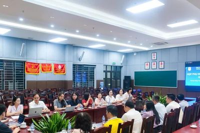 Ứng dụng công nghệ, trường học linh hoạt cách thức họp phụ huynh