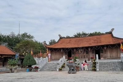 Đền thờ Khúc Thừa Dụ là điểm du lịch của thành phố Hải Phòng