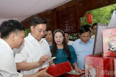 Doanh nghiệp nông nghiệp công nghệ cao hiến kế nâng tầm chuỗi giá trị nông sản Đất Tổ