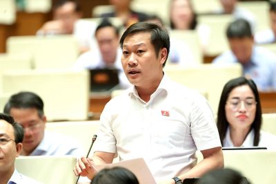 Đề nghị tăng lương để công chức, viên chức đủ sống bằng chính đồng lương của mình