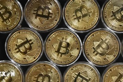 Tiến sát 80.000 USD, bitcoin hướng đến tuần tăng mạnh nhất trong hơn 3 năm