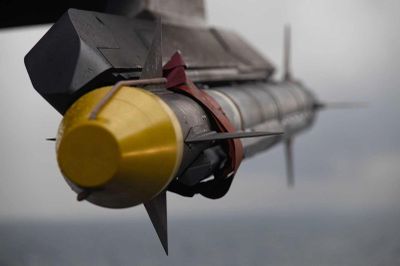 Mỹ thông qua thương vụ cung cấp tên lửa không đối không AIM-9X cho Hàn Quốc