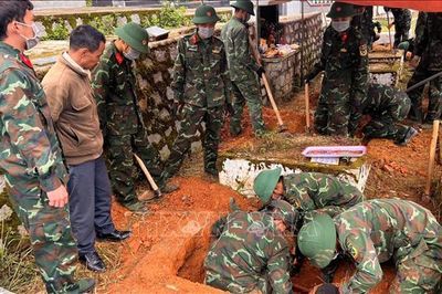 Quy tập 6 hài cốt liệt sĩ về Nghĩa trang Liệt sĩ Đà Lạt