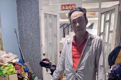Bắt nhanh đối tượng lừa người bán vé số để chiếm đoạt tài sản