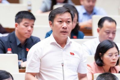Đại biểu Quốc hội đề nghị nâng ưu tiên bố trí ngân sách cho chính sách tiền lương